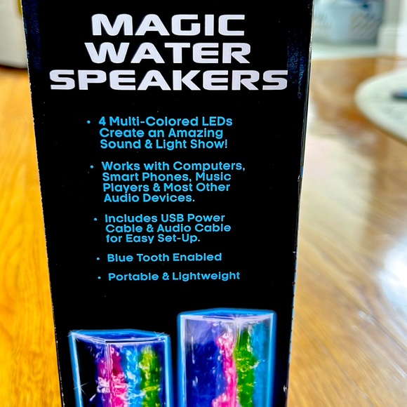 NIB My look Crazy Lights Magic Water Speakers - Picture 2 of 3
